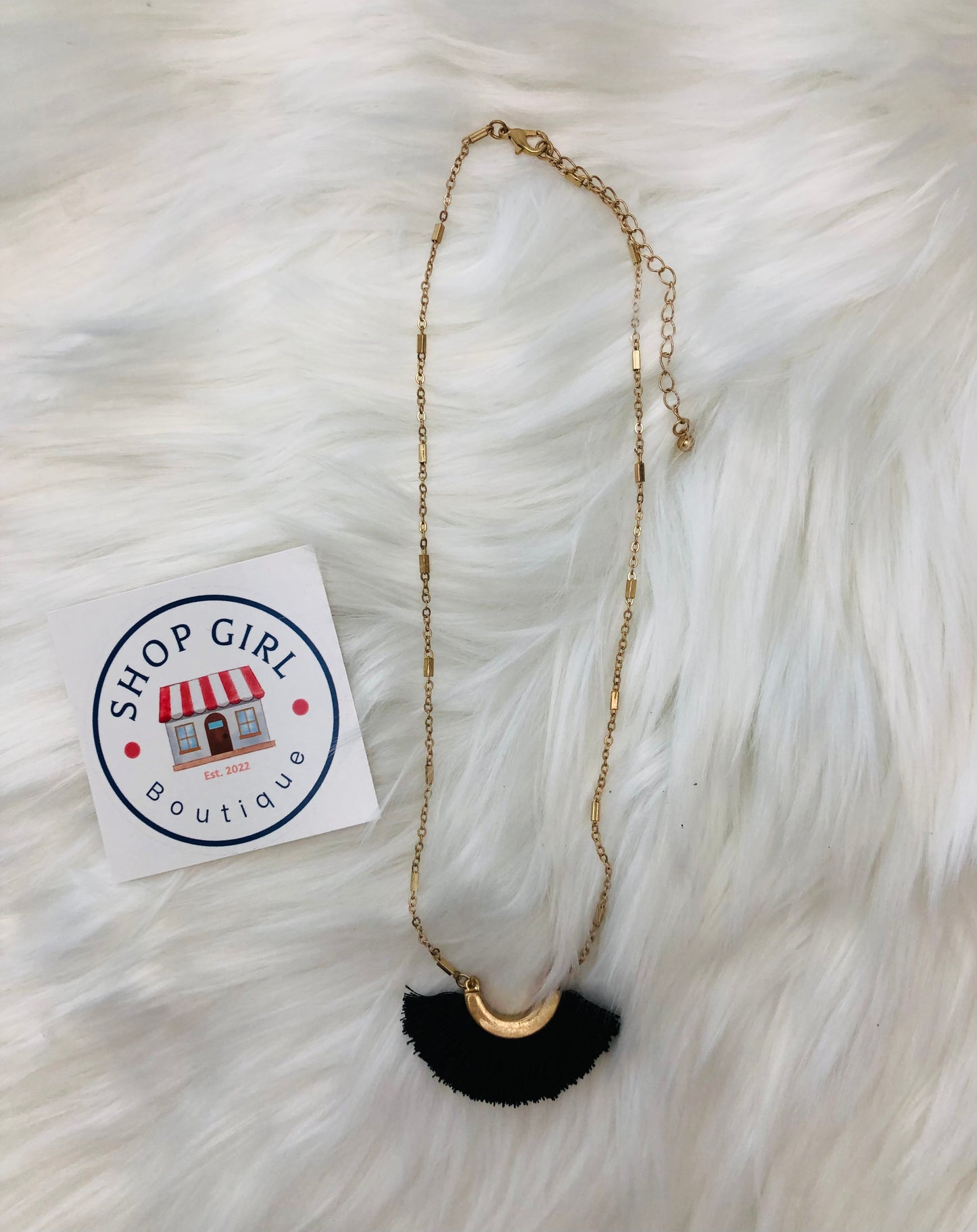 Short Tassel Necklace